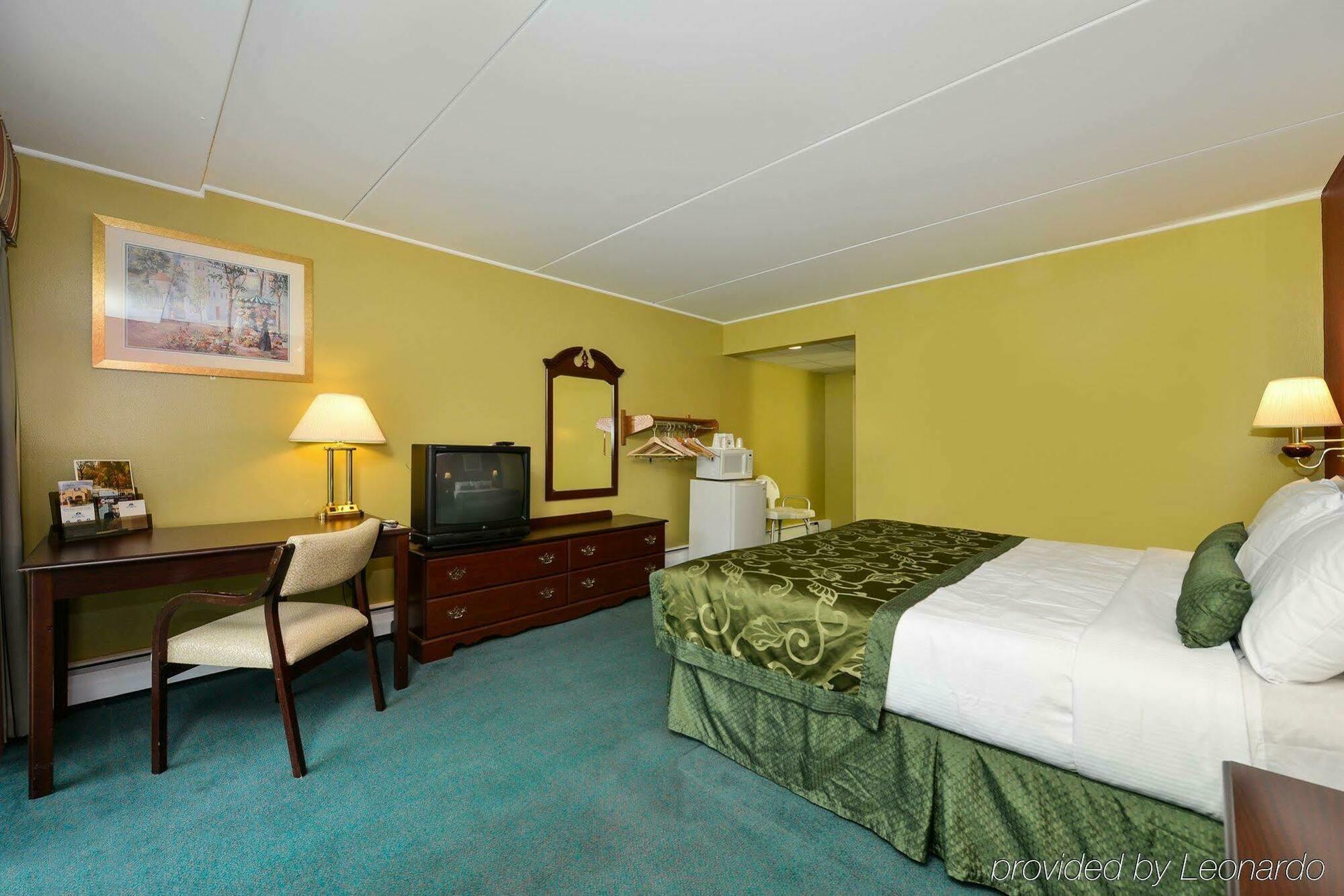 Center Street Value Inn Оберн Экстерьер фото